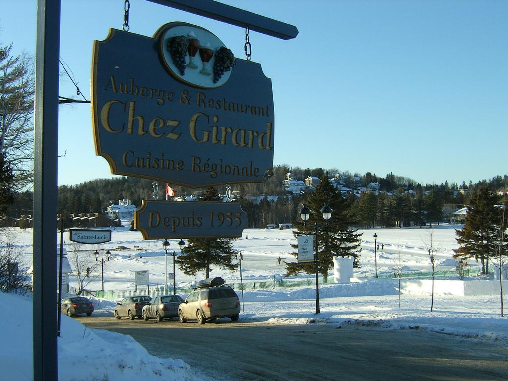 Restaurant Auberge Chez Girard Otel Sainte-Agathe-des-Monts Dış mekan fotoğraf